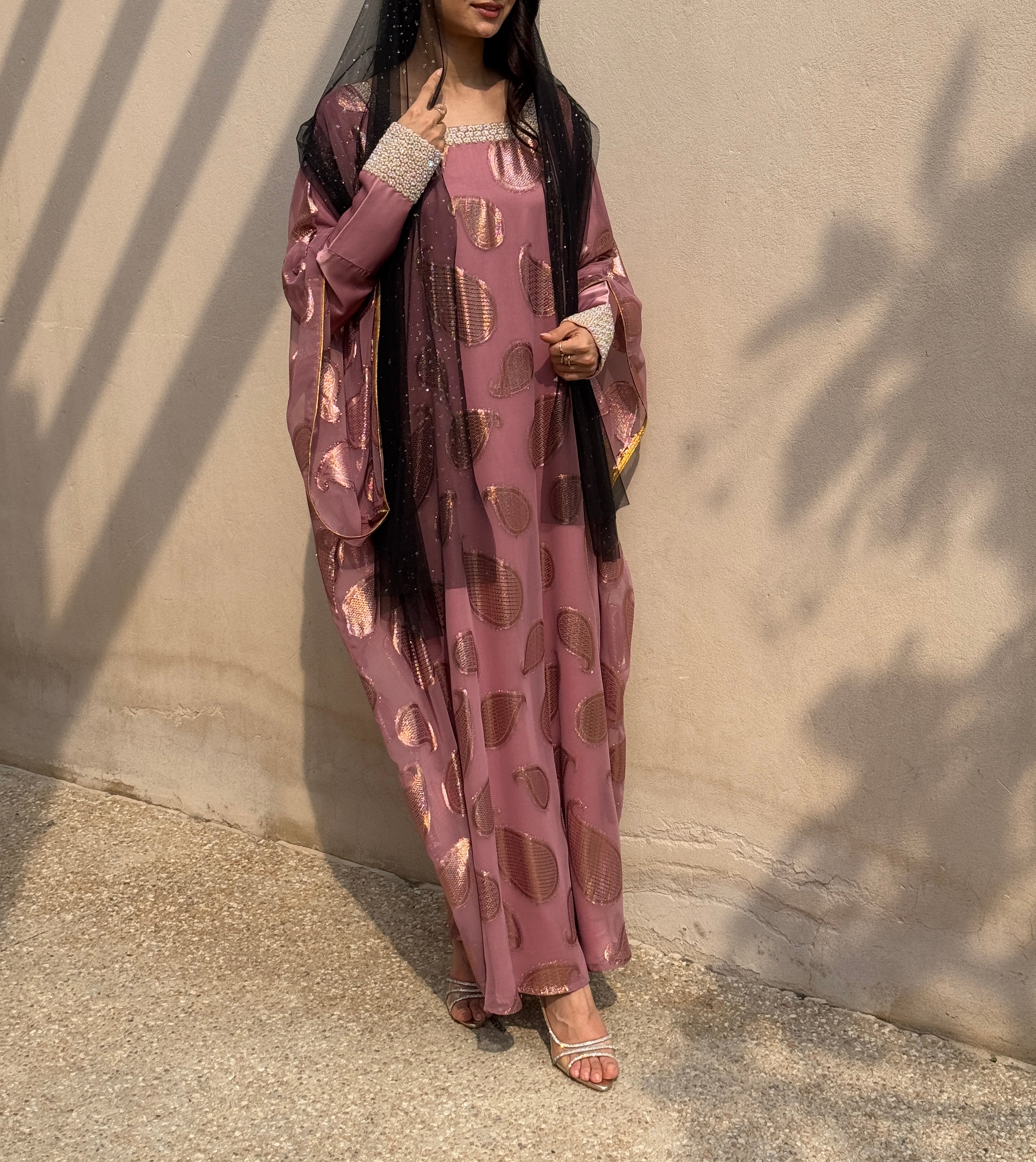 HEND - Contessa Collection