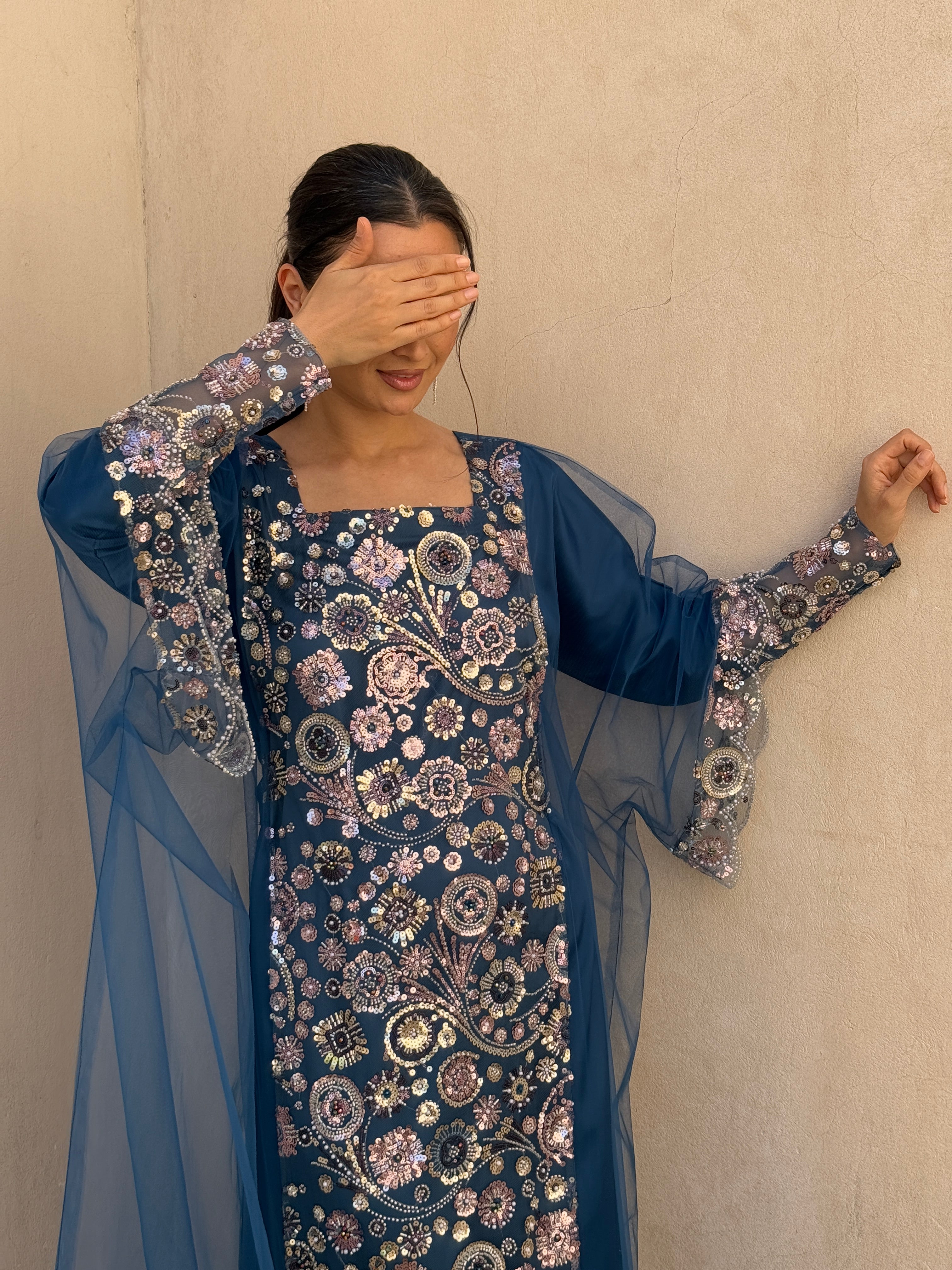 HESSA 2 - Contessa Collection