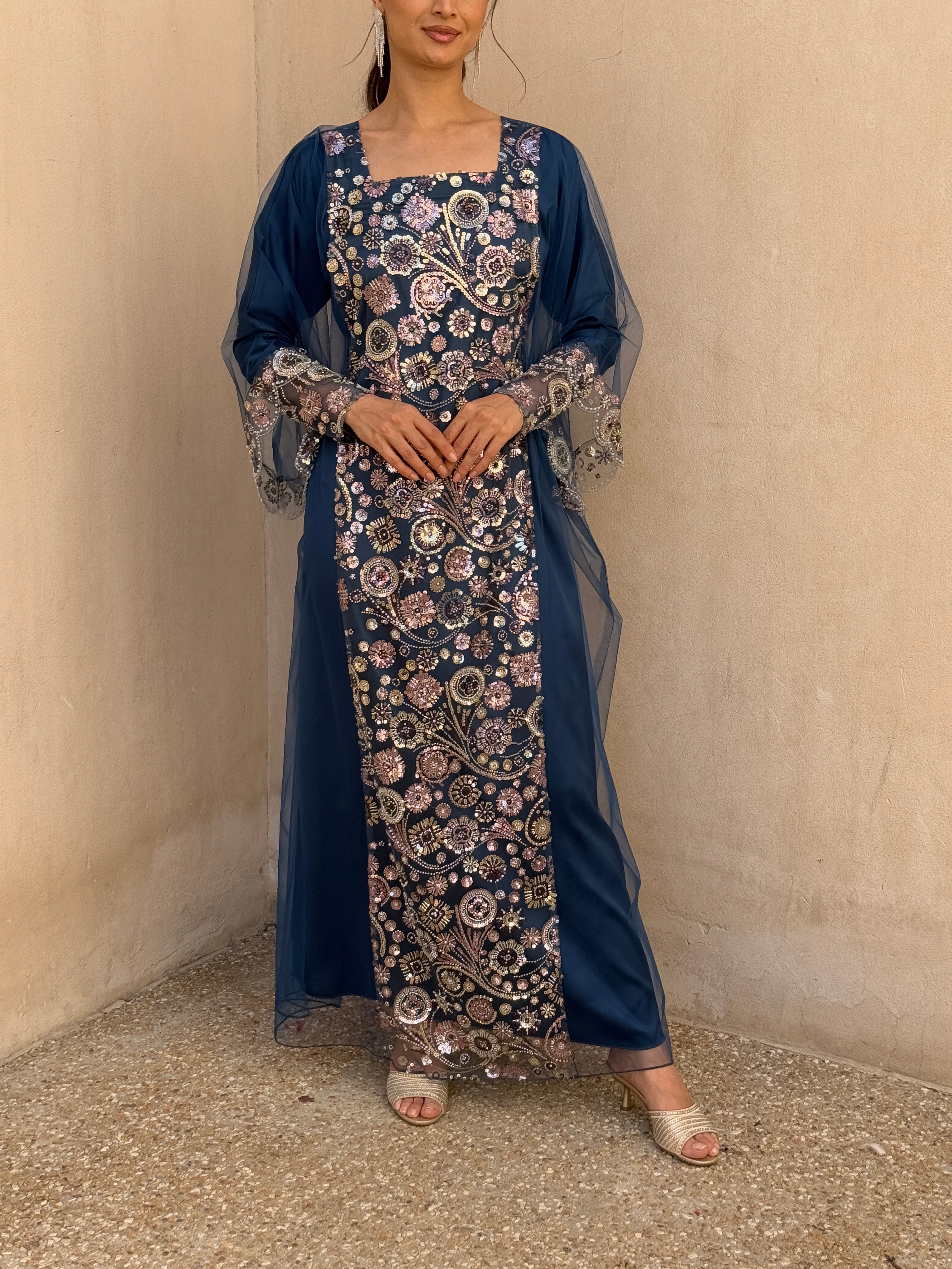 HESSA 2 - Contessa Collection