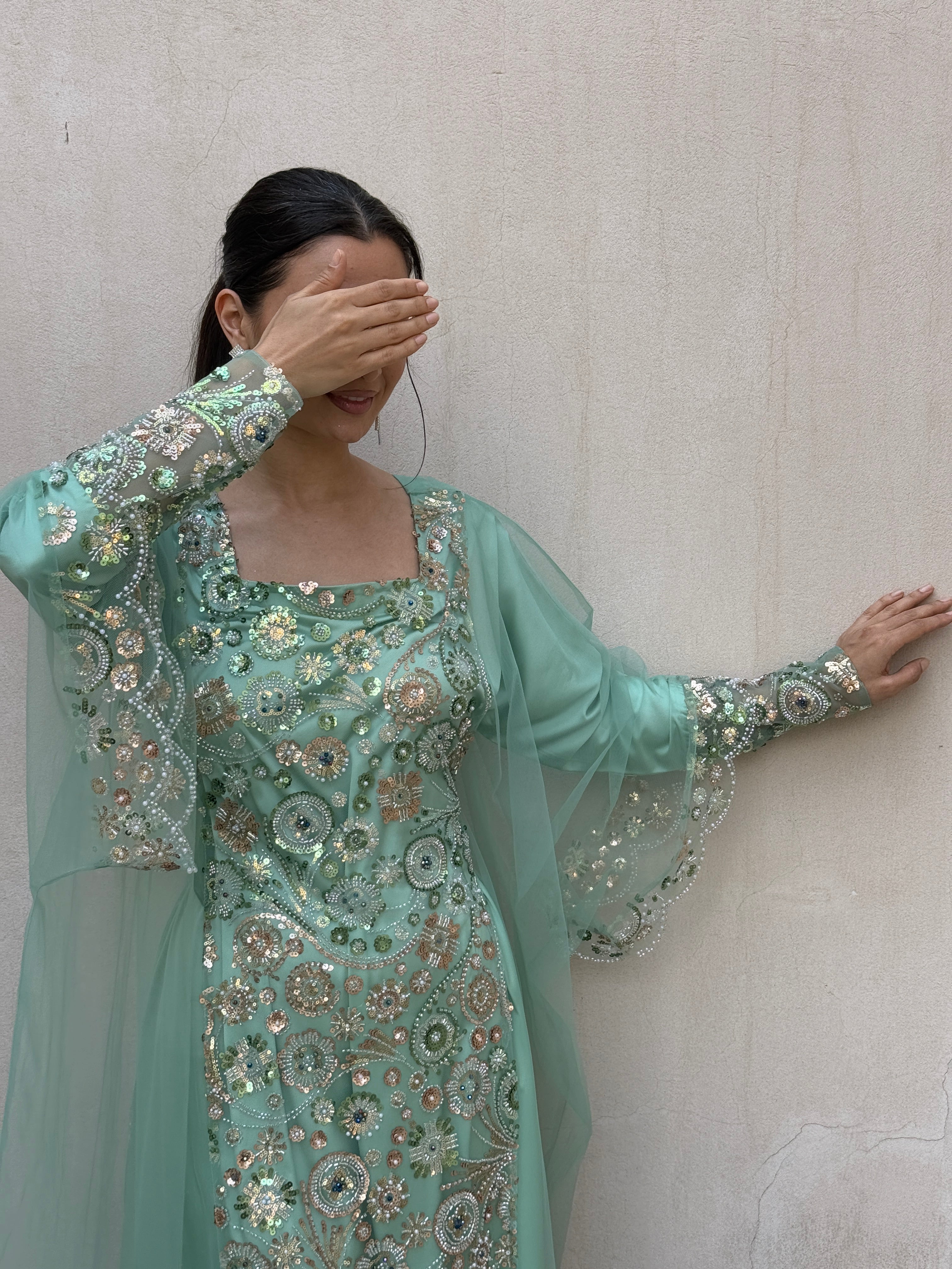 HESSA 2 - Contessa Collection