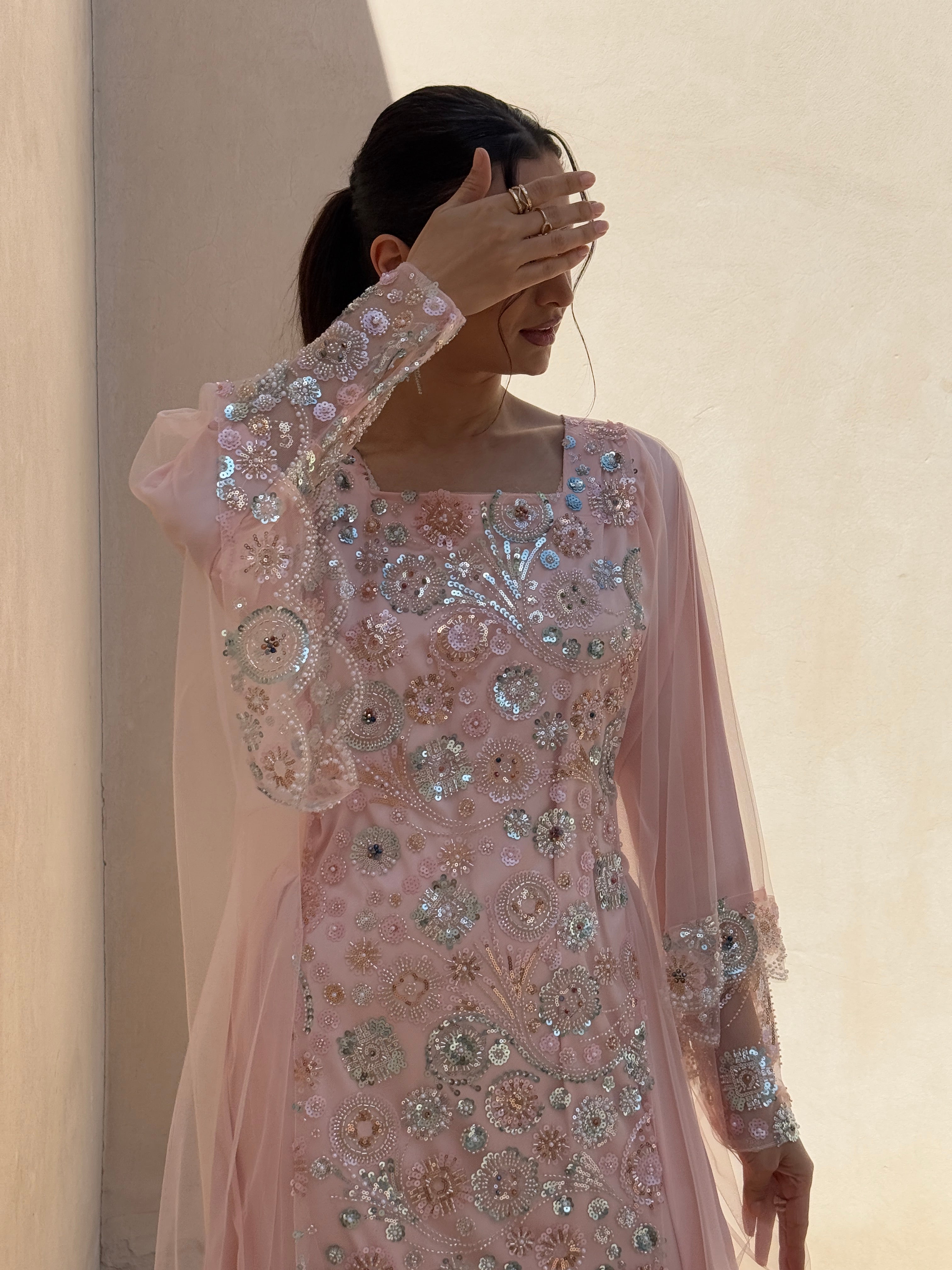 HESSA 2 - Contessa Collection