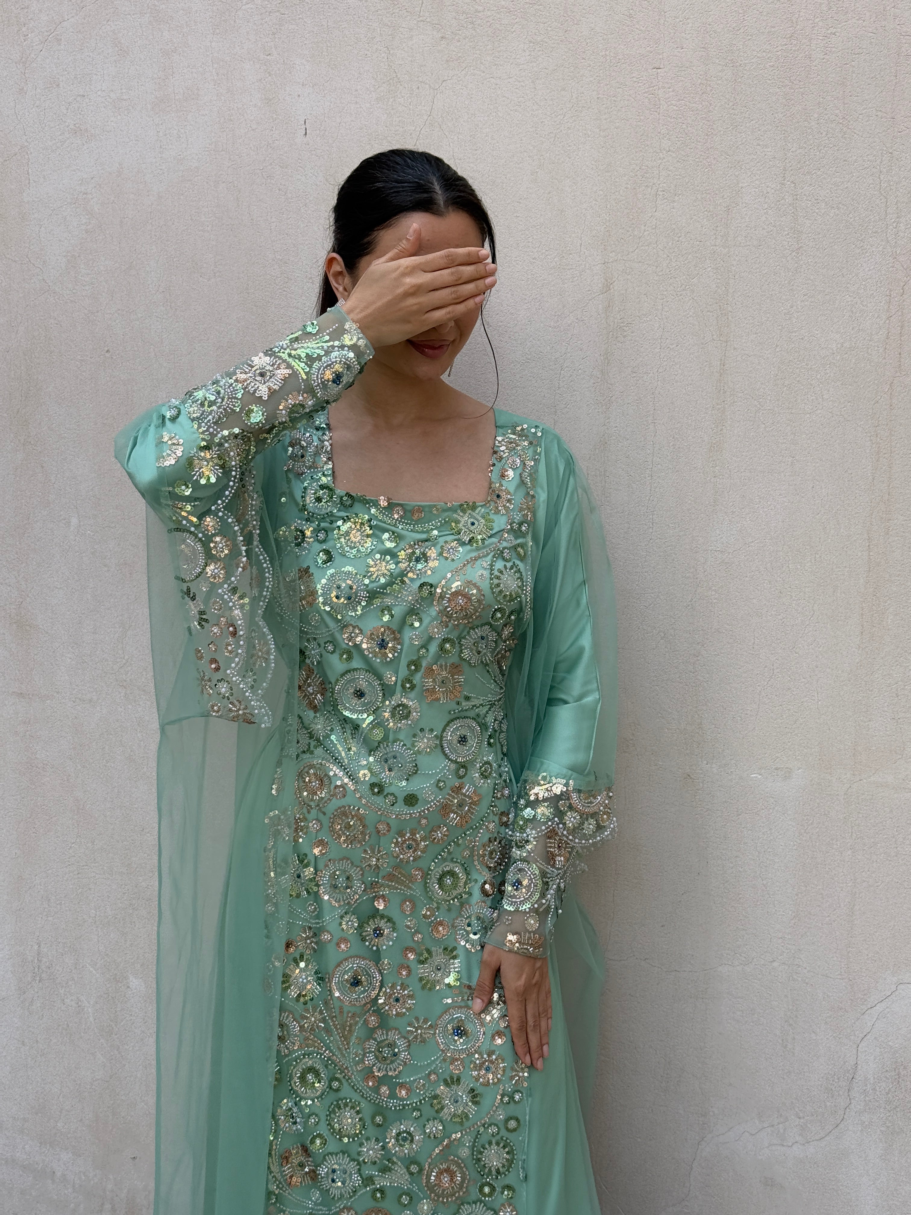 HESSA 2 - Contessa Collection