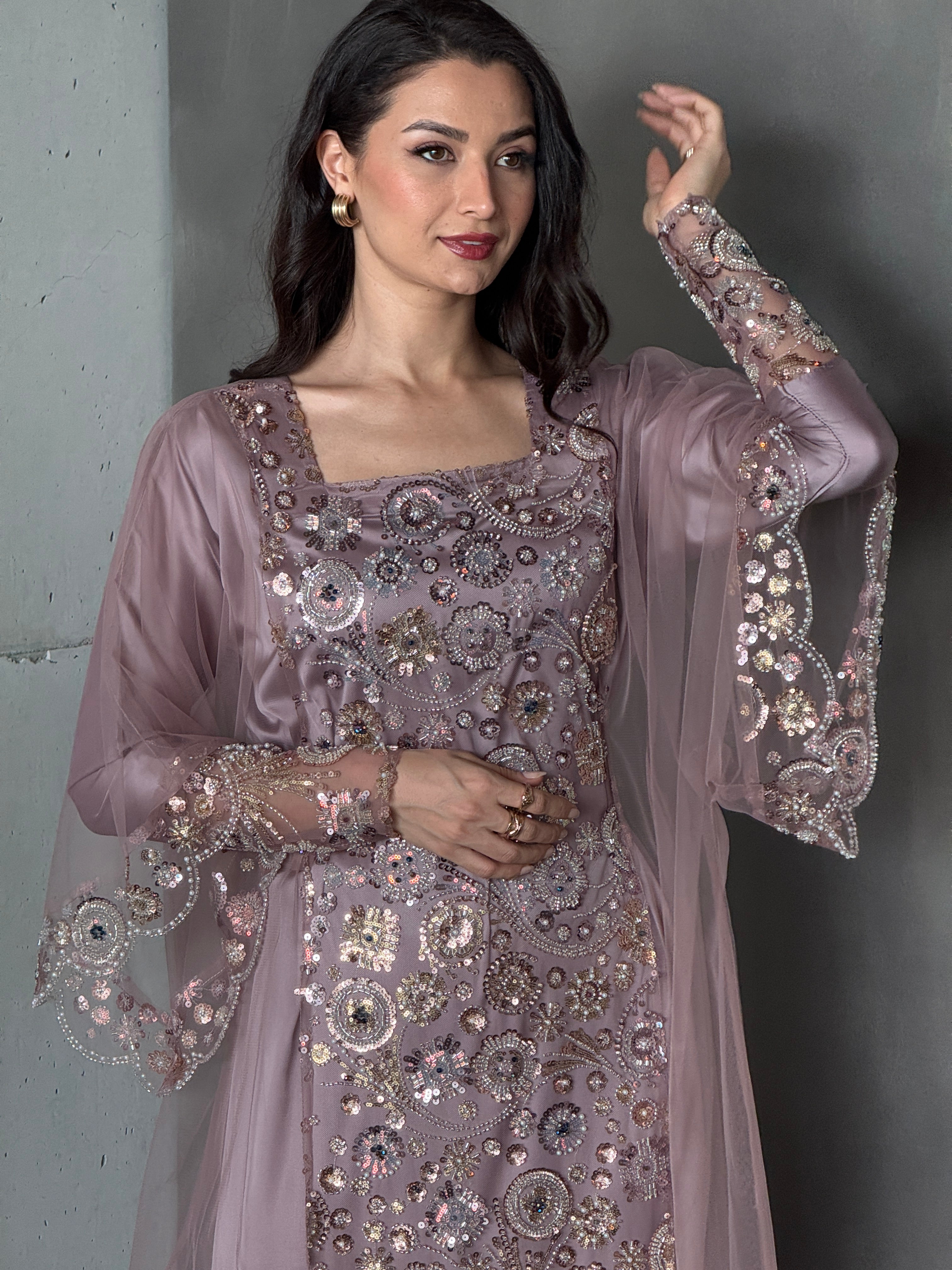 HESSA - Contessa Collection