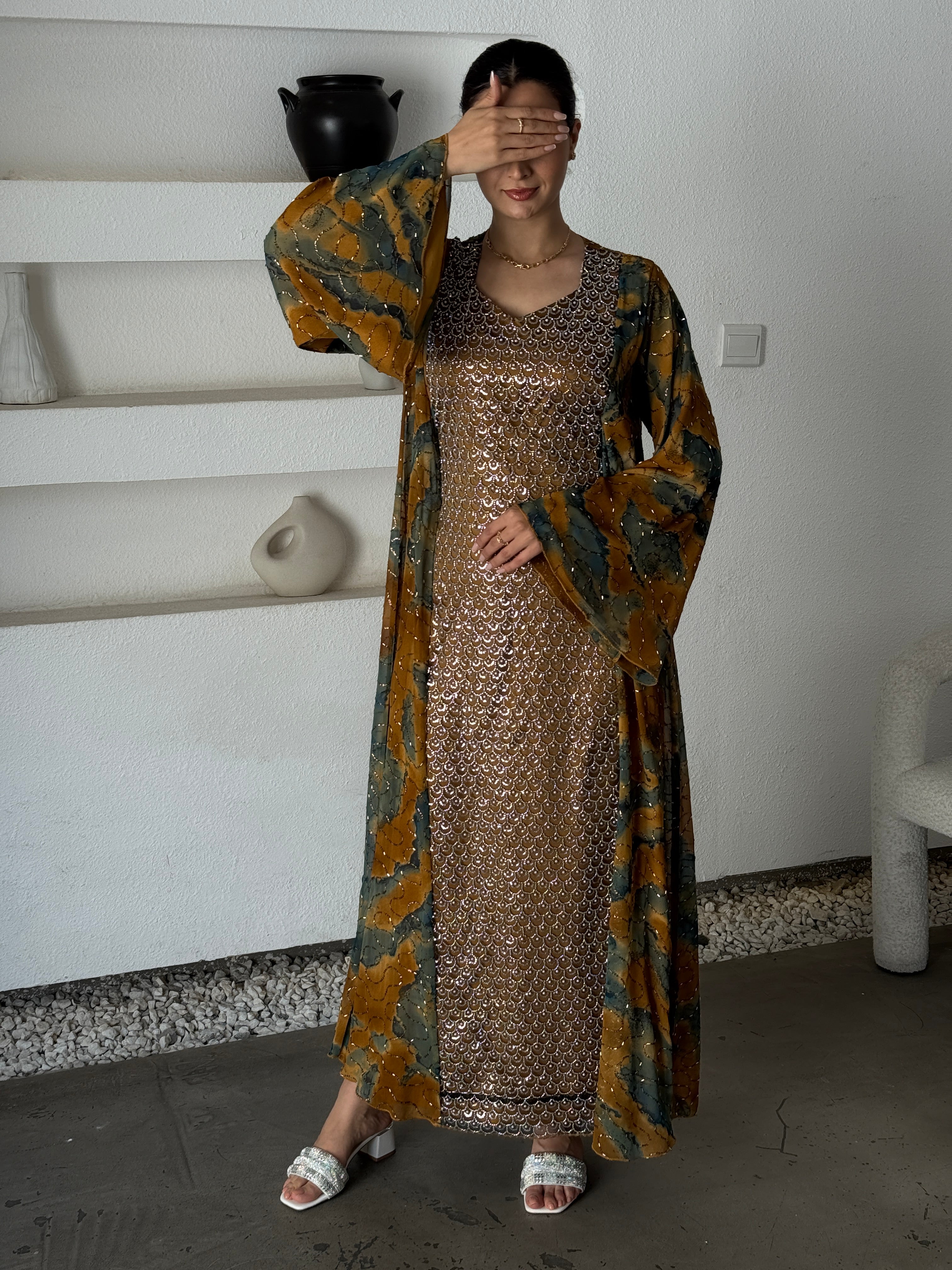 LAMEES - Contessa Collection