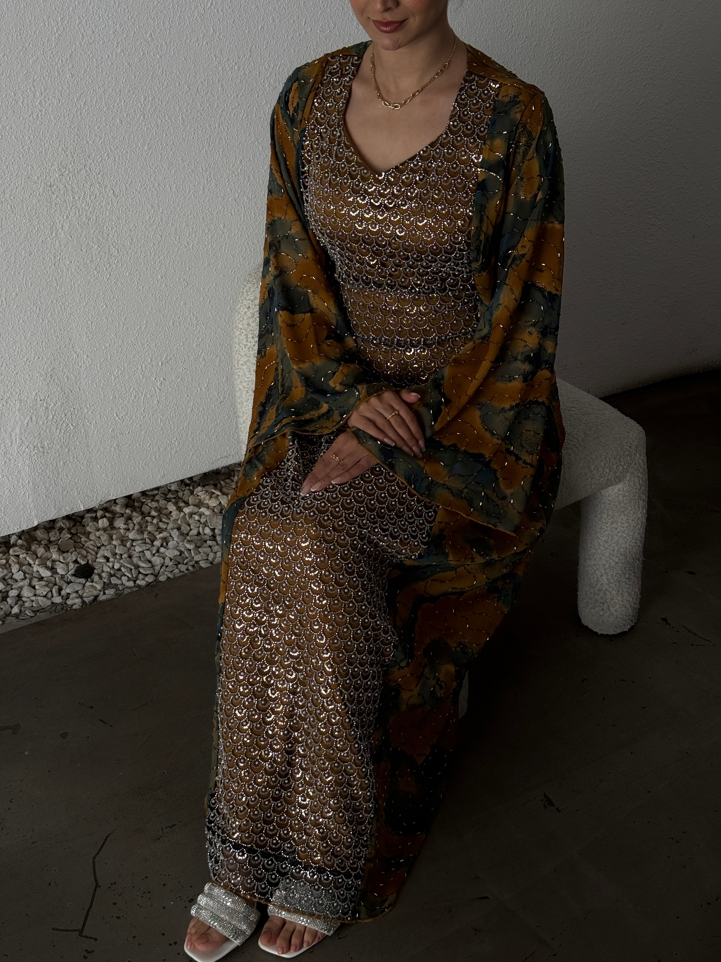 LAMEES - Contessa Collection