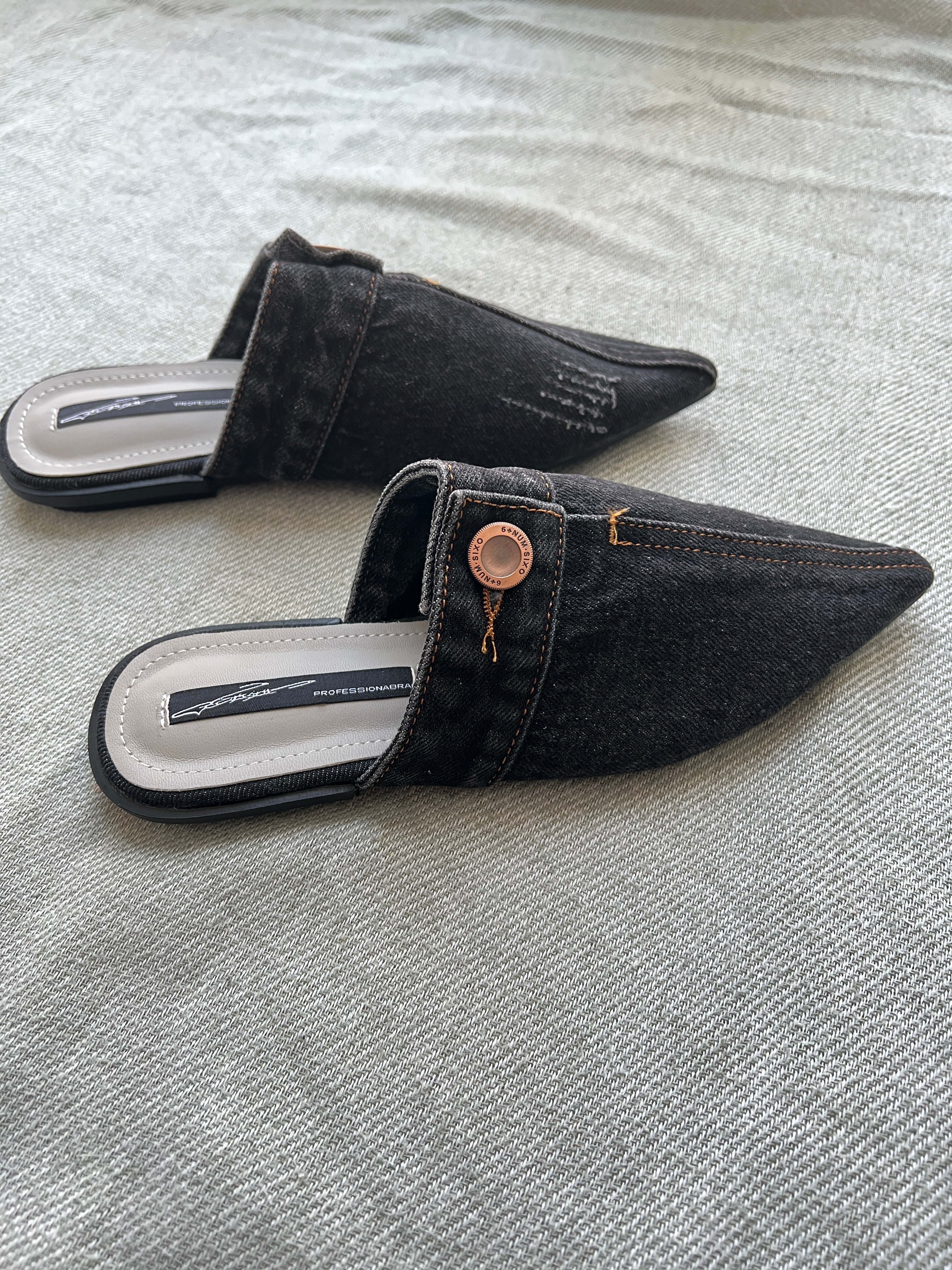 Lee Shoes - Contessa Collection