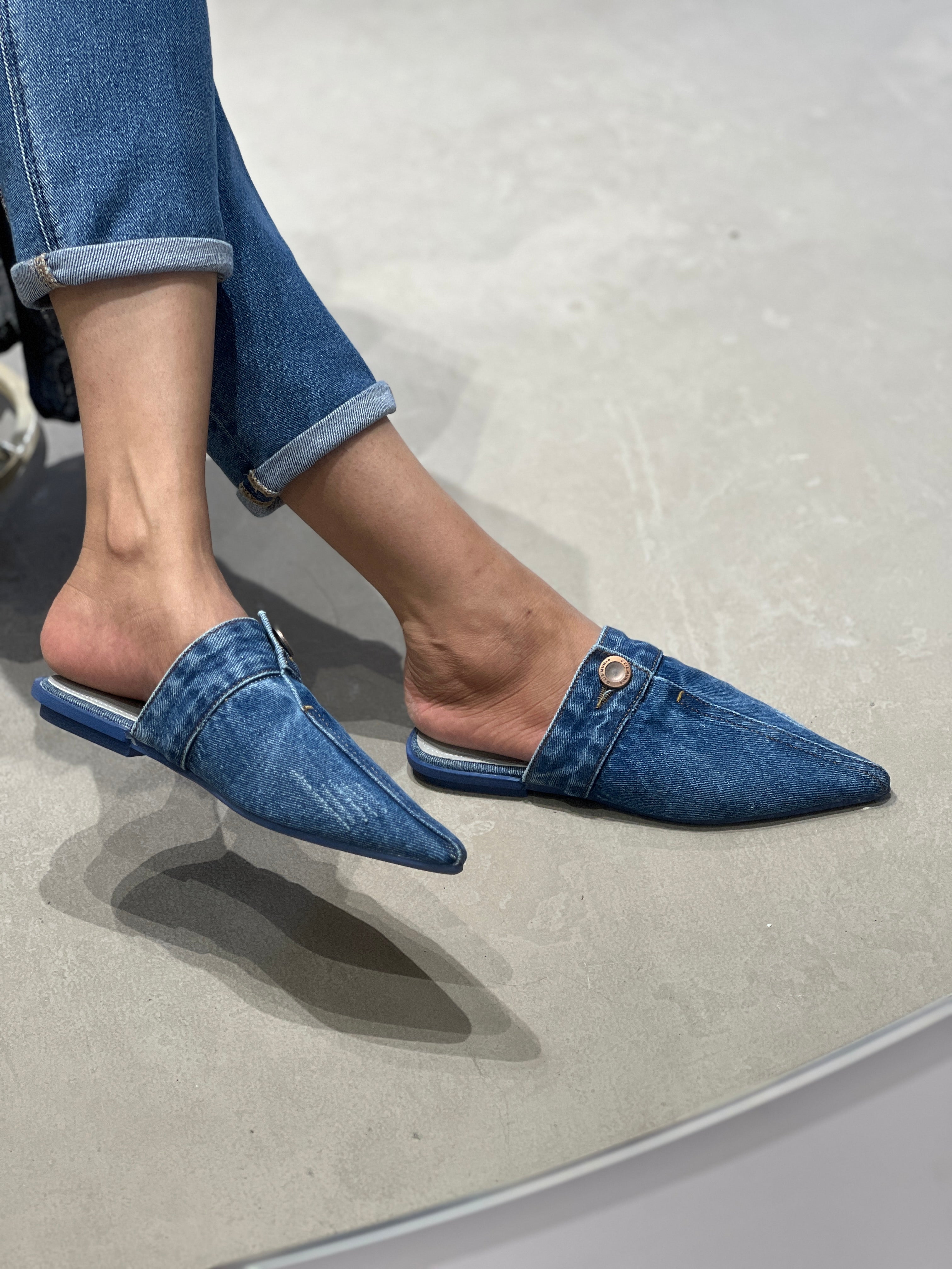 Lee Shoes - Contessa Collection