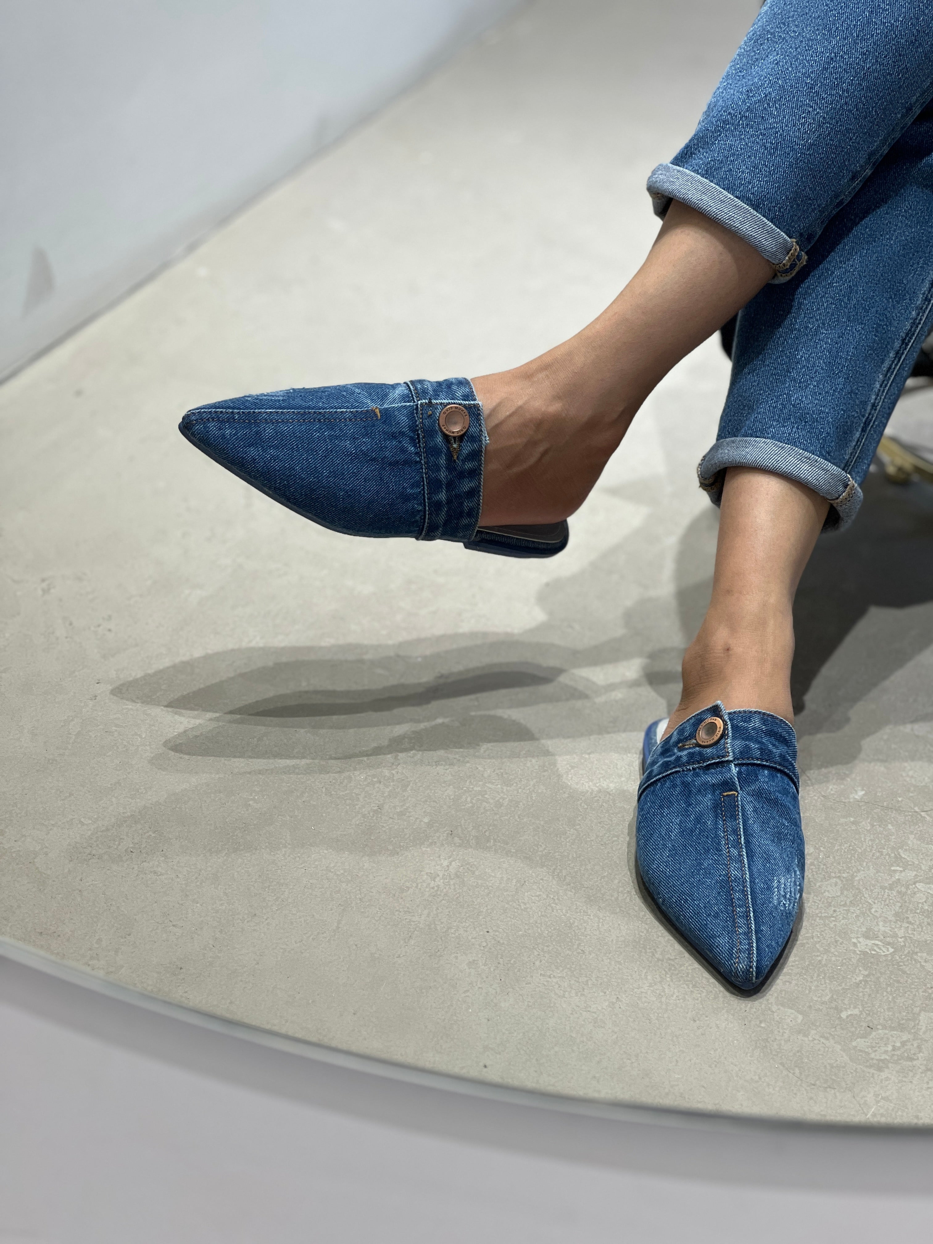 Lee Shoes - Contessa Collection