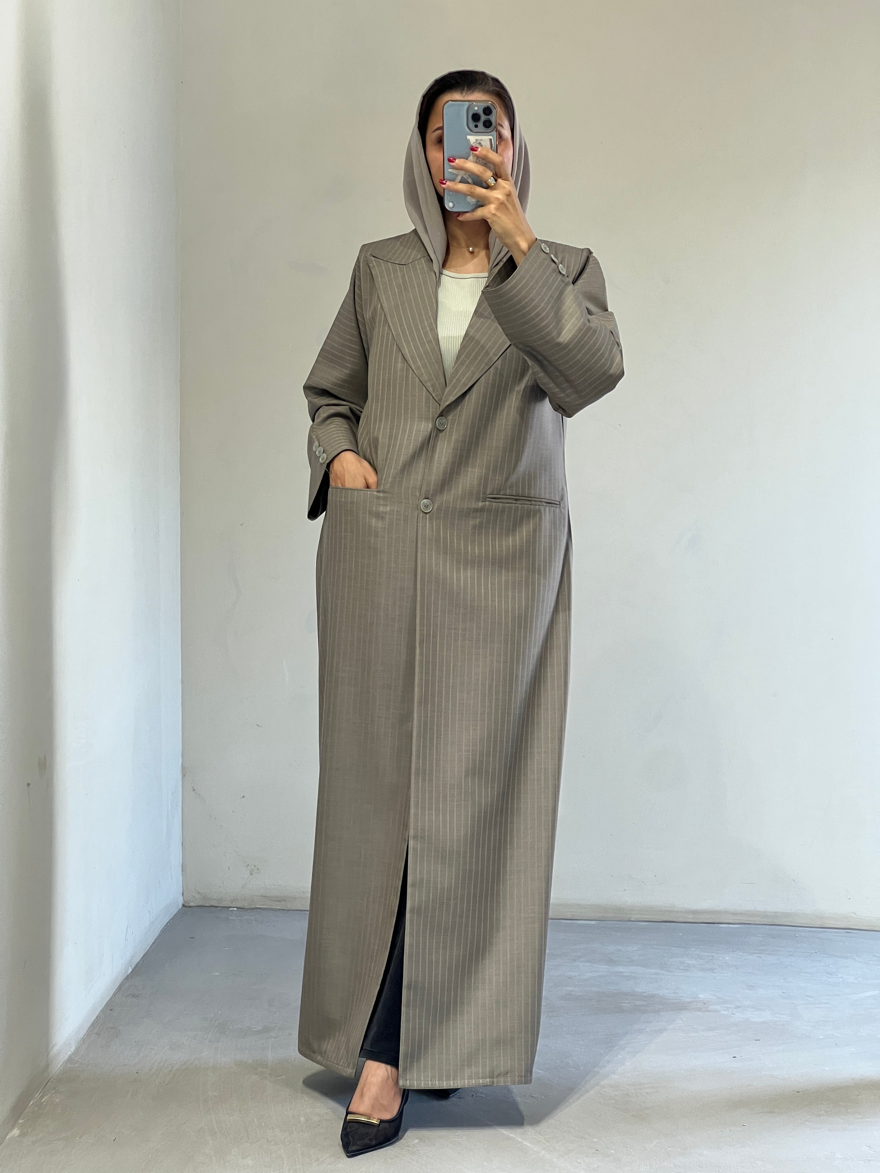 Modern Muse Abaya - Contessa Collection