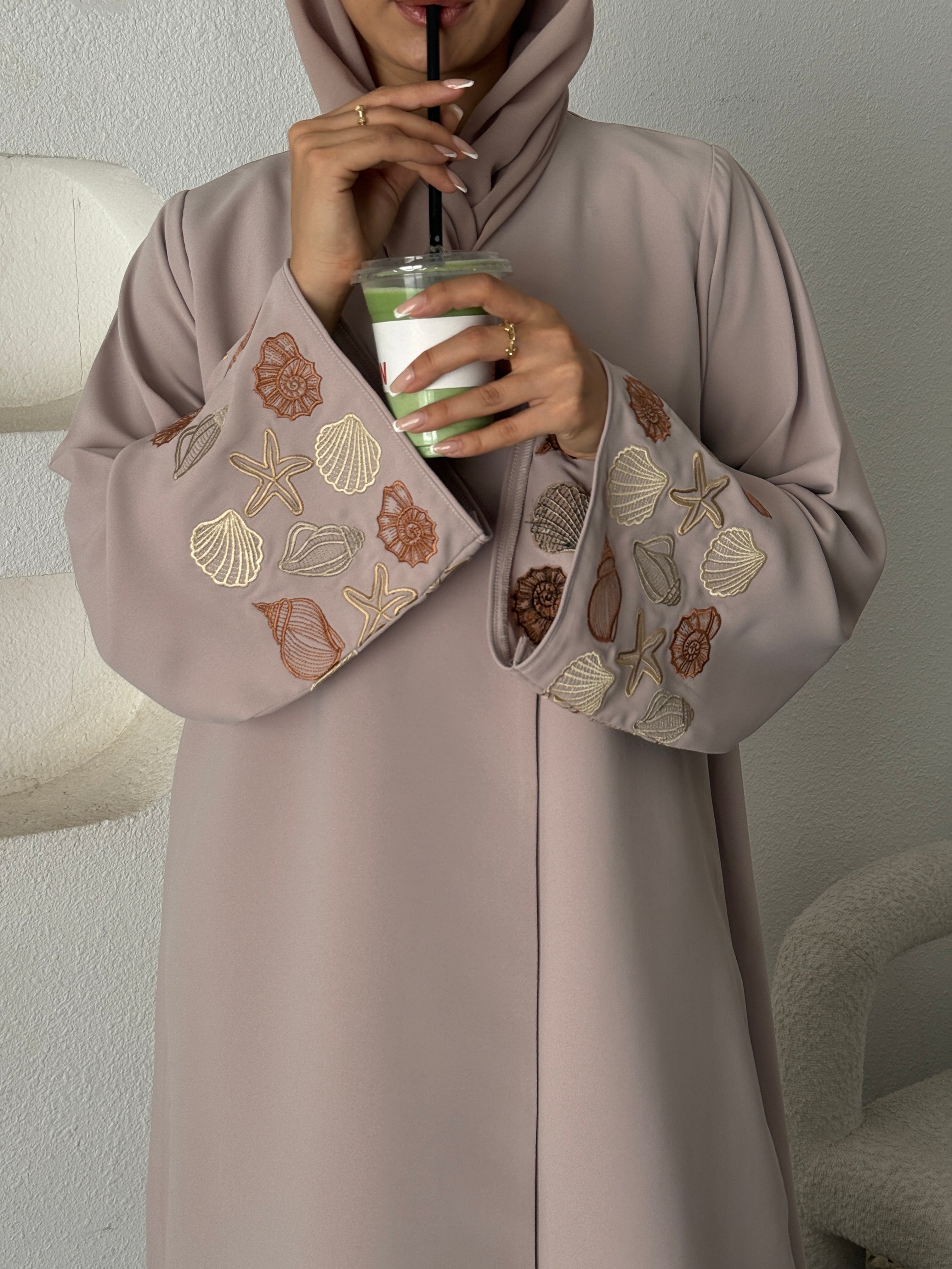 SHELL 🐚 - Contessa Collection