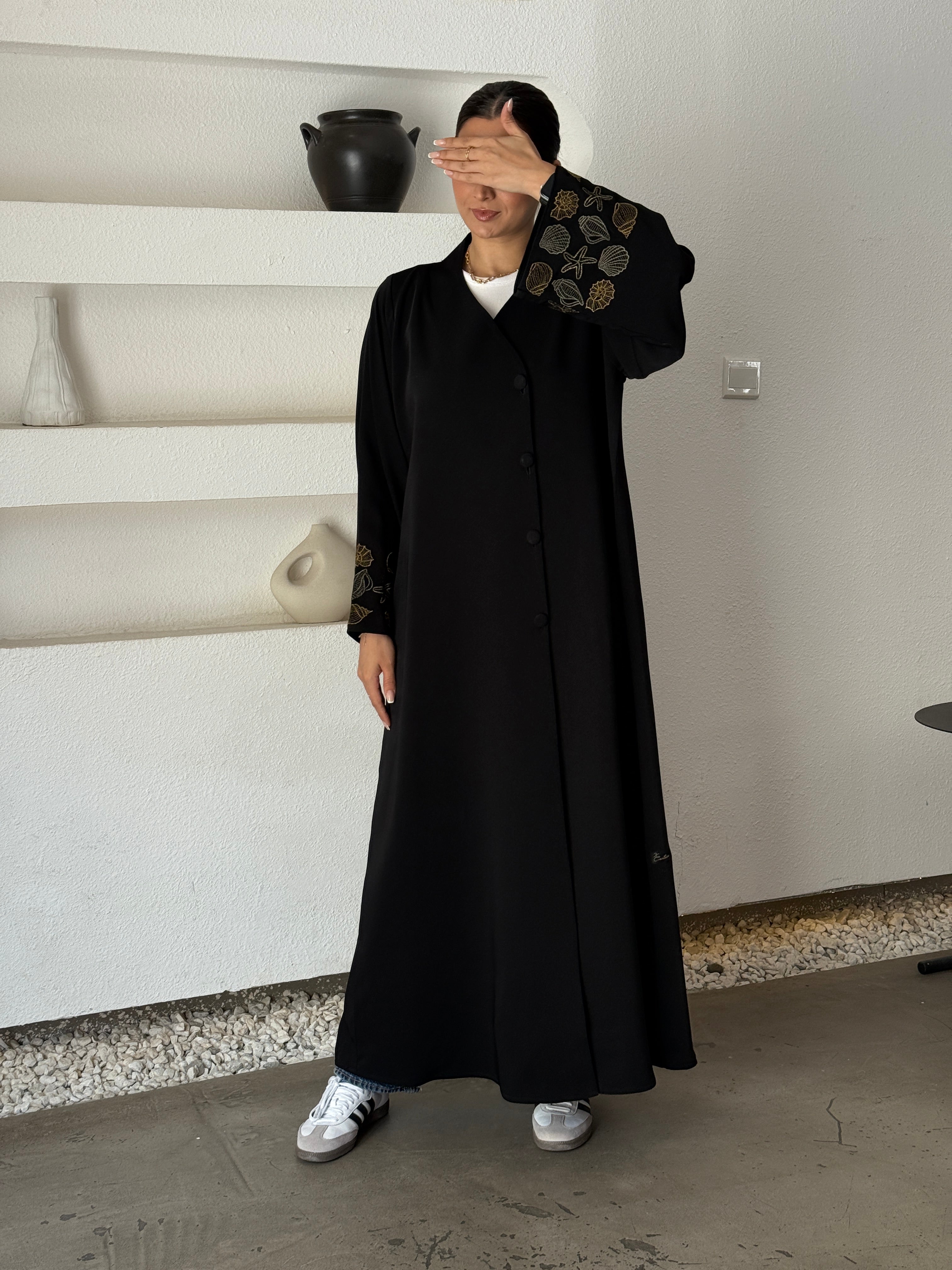 SHELL 🐚 - Contessa Collection