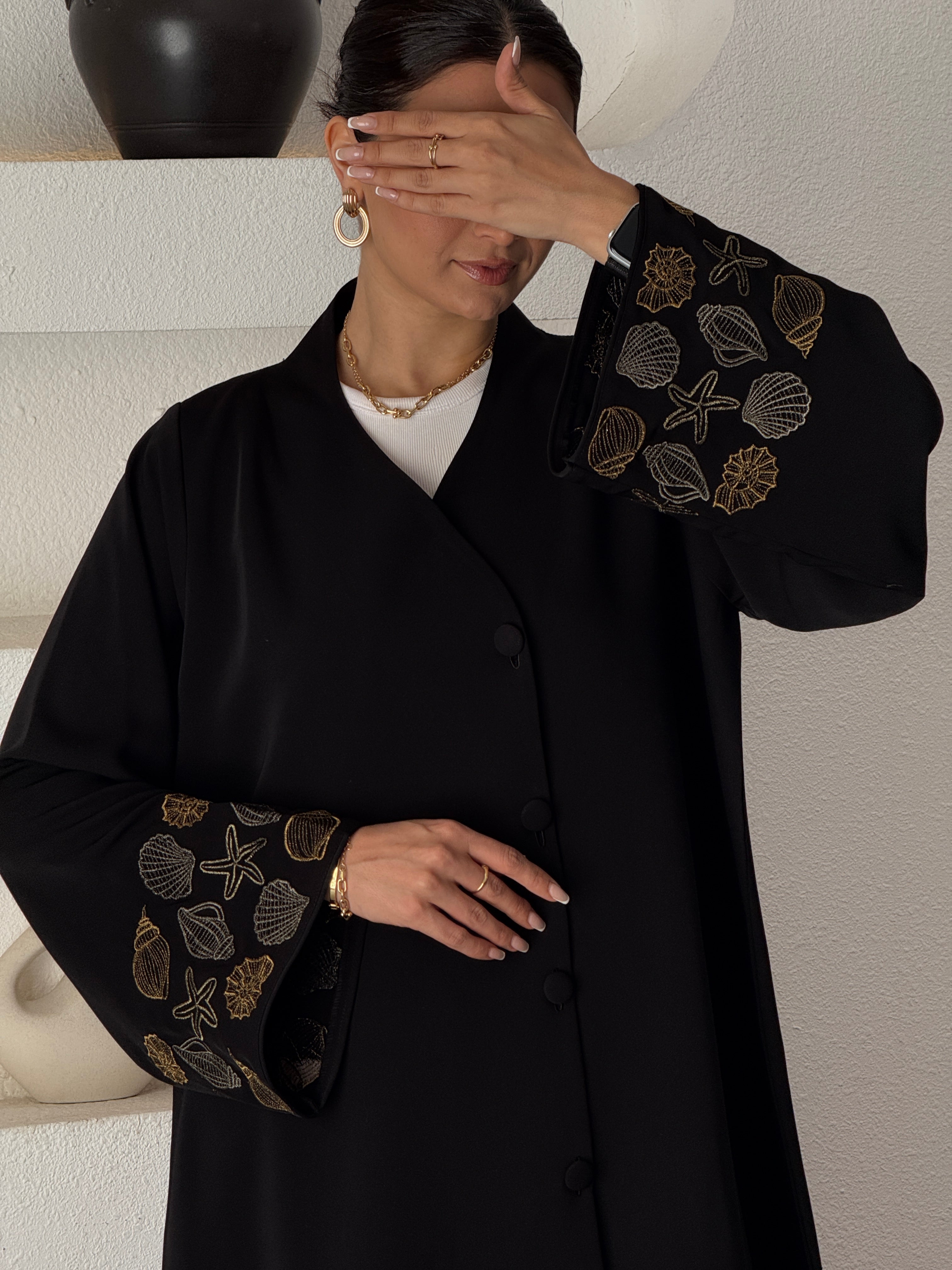 SHELL 🐚 - Contessa Collection