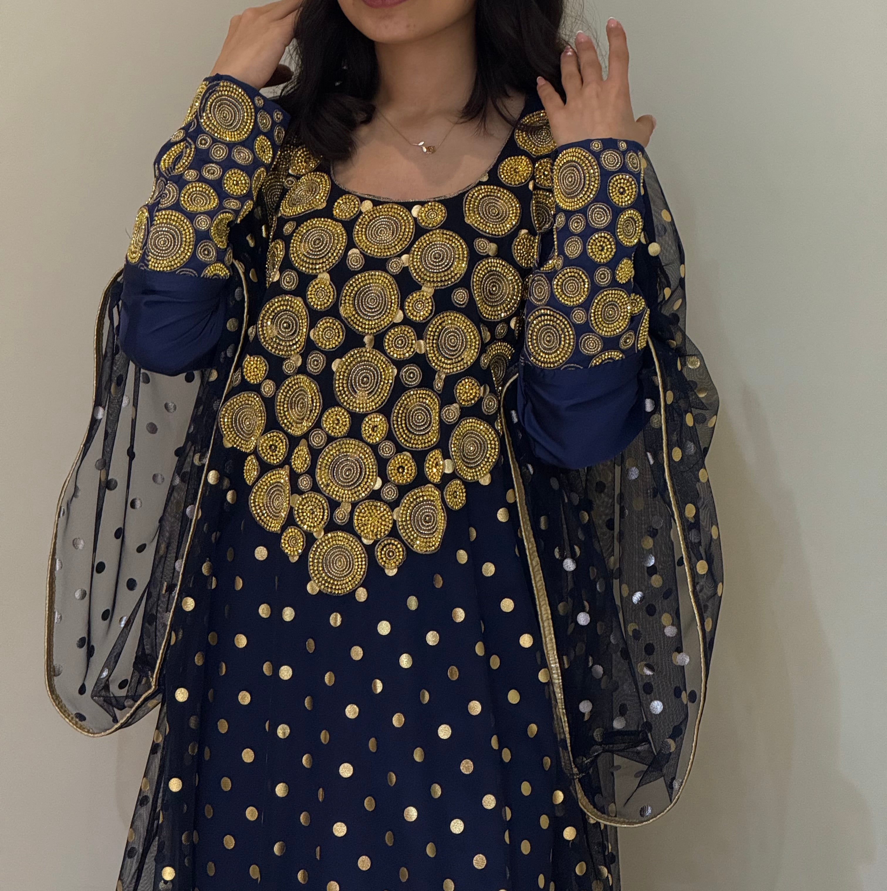 Thob AlDhahab - Contessa Collection   Dubai 