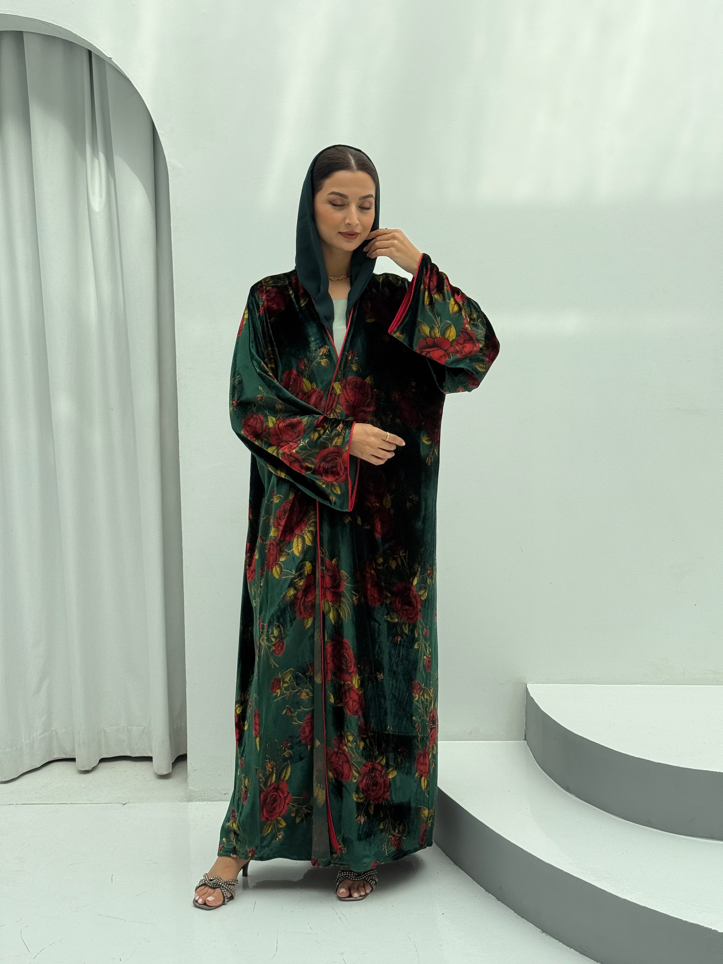 Velvet Embrace Abaya - Contessa Collection