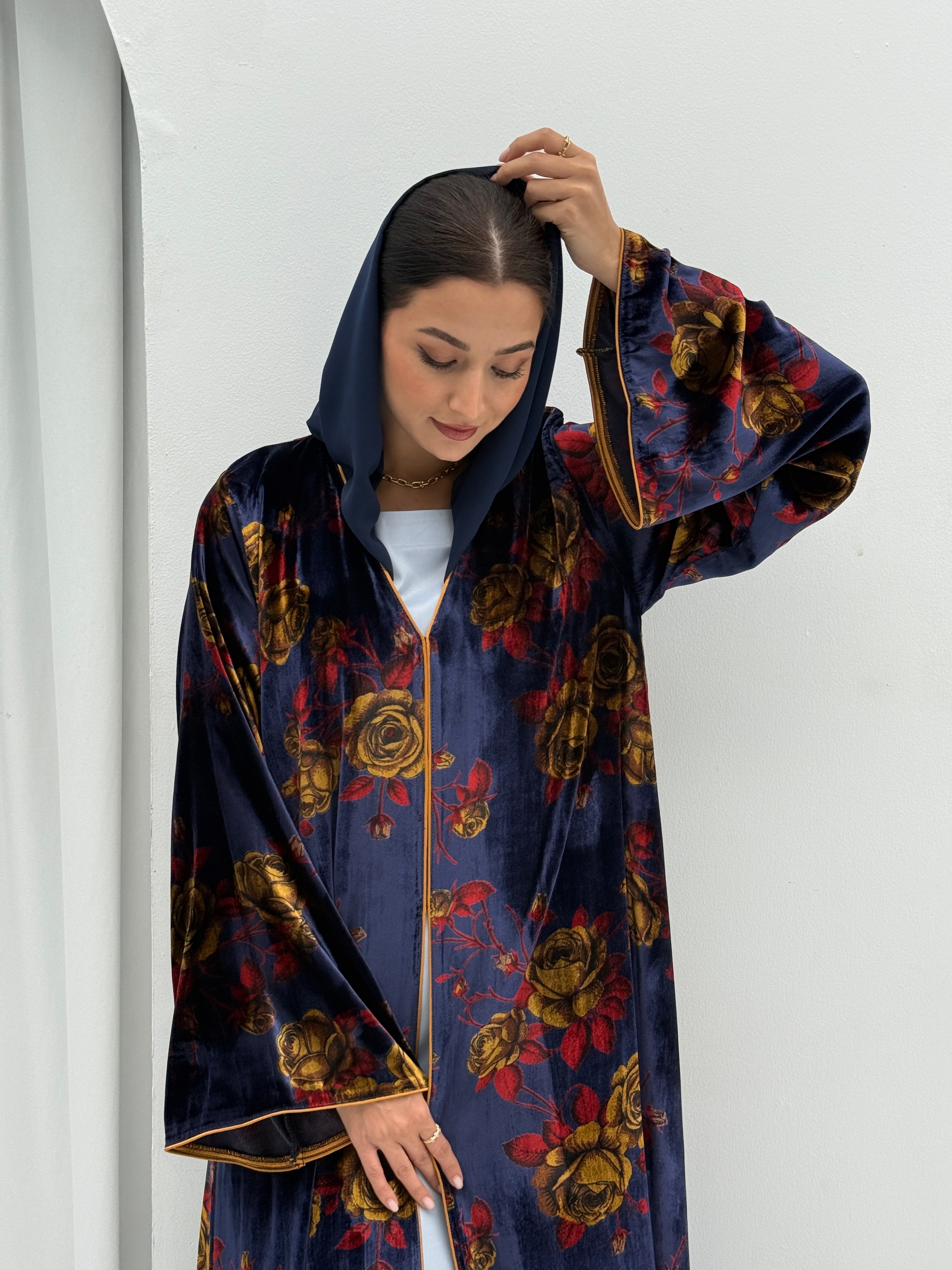 Velvet Embrace Abaya - Contessa Collection