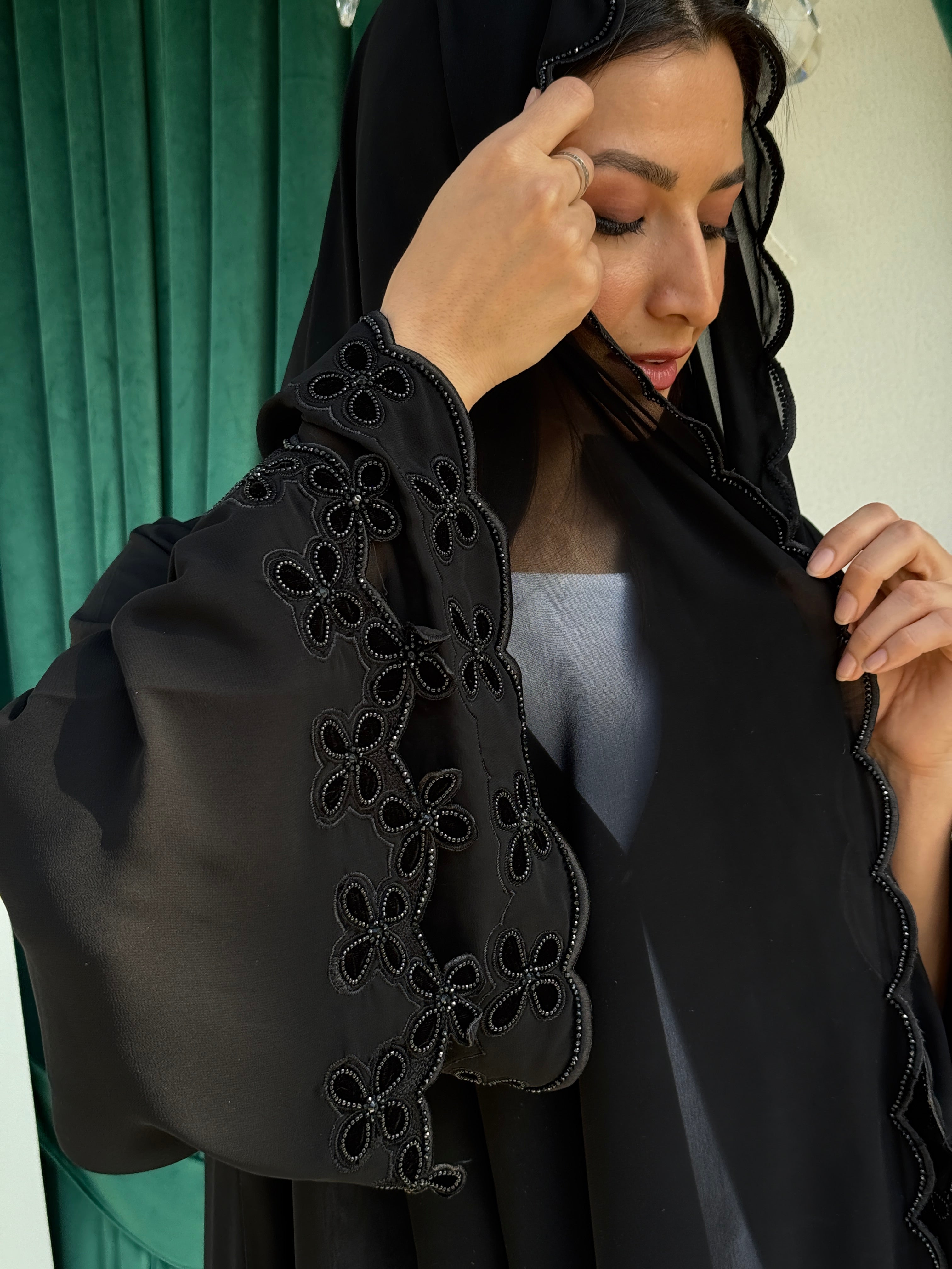 Velvet Petals - Contessa Collection