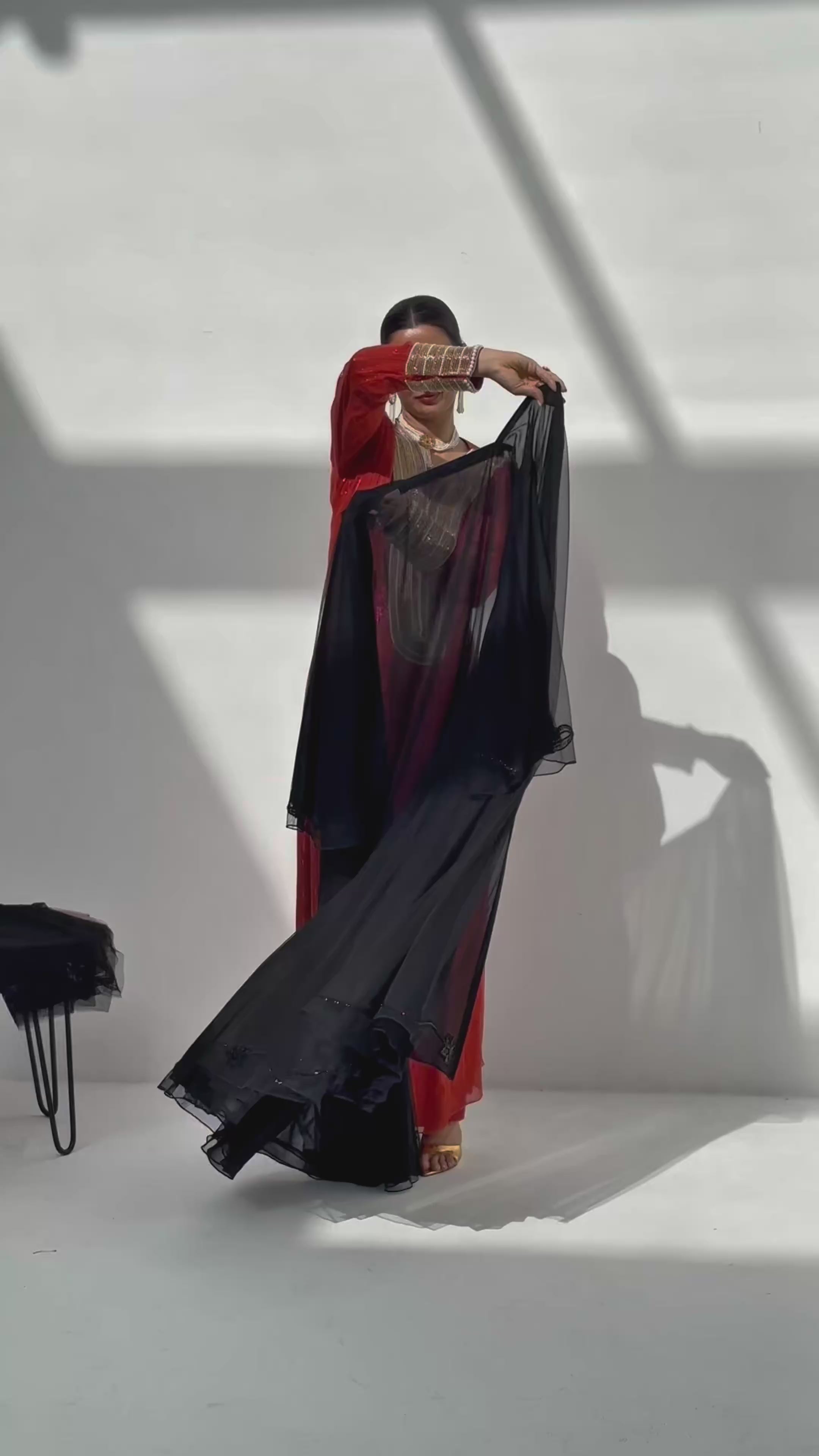 MARYAM ( Abaya with sheila )