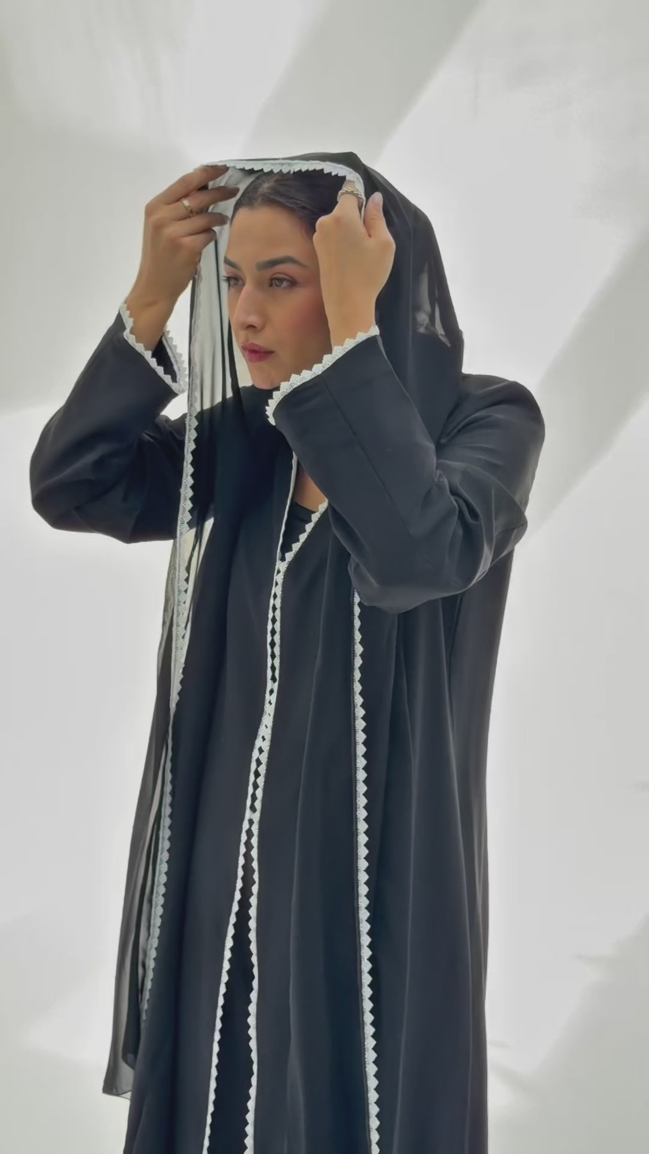 Stella ( Abaya with Sheila )