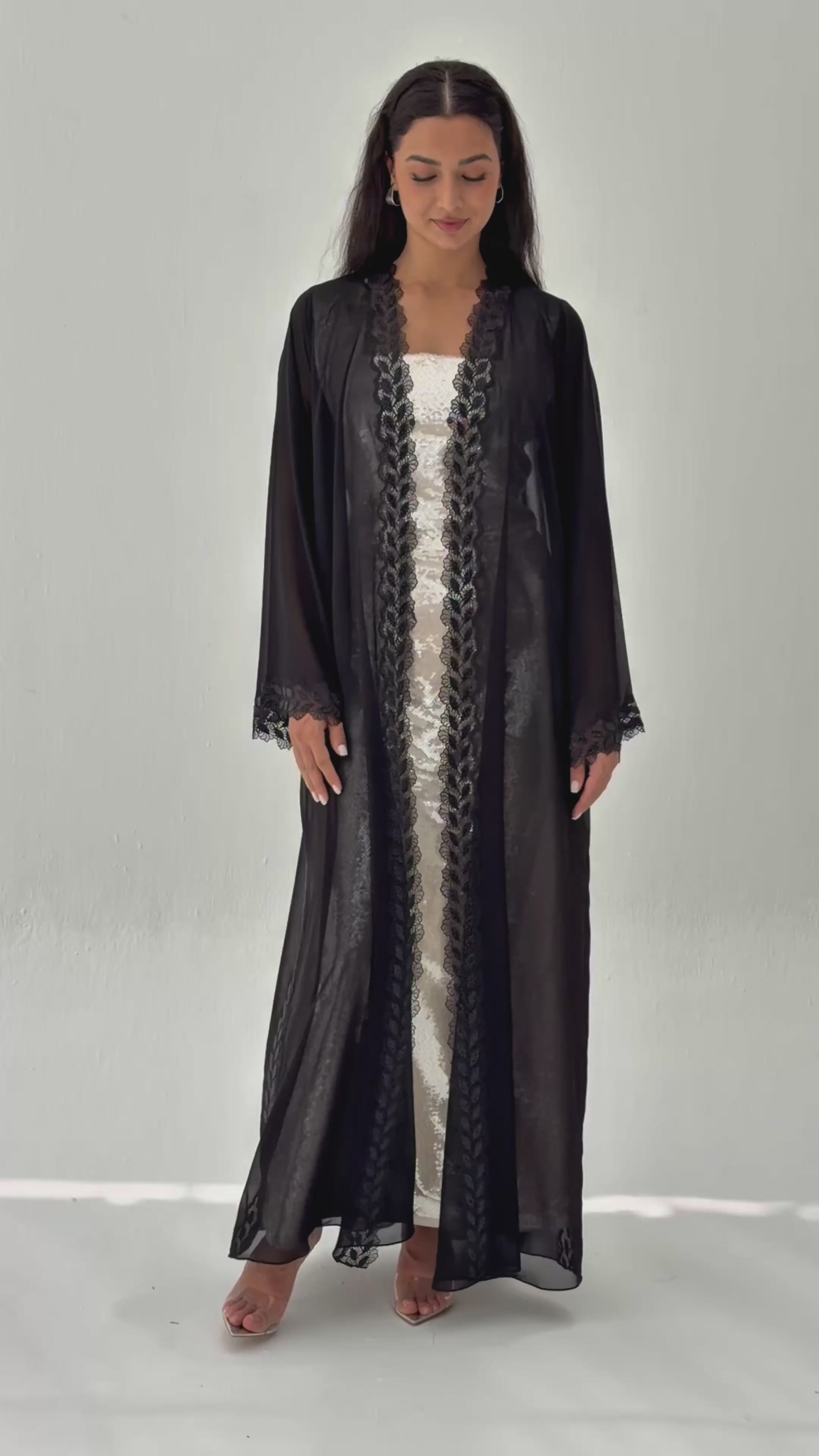 Deem ( Abaya with sheila )