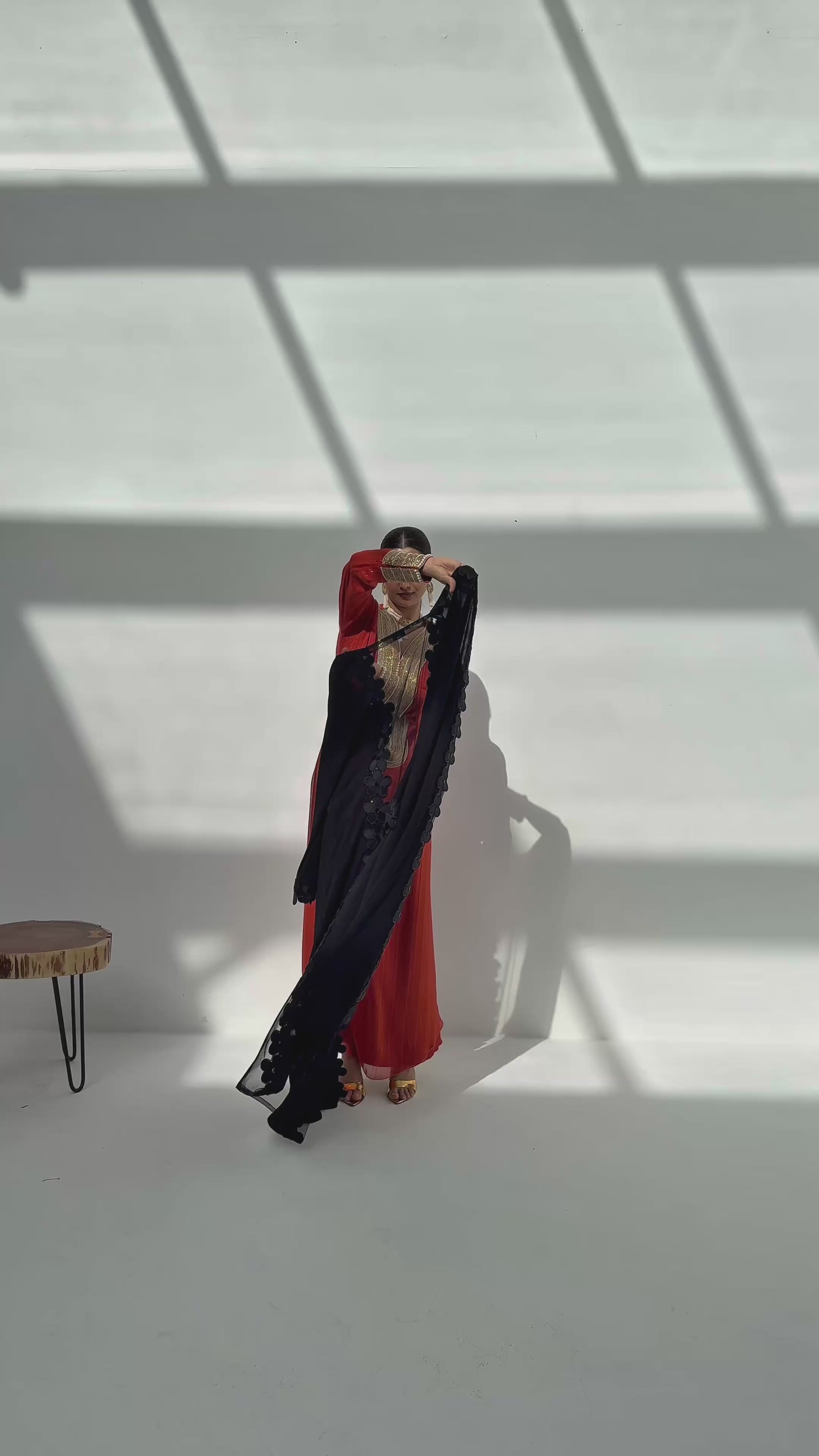 Warda ( Abaya with sheila )