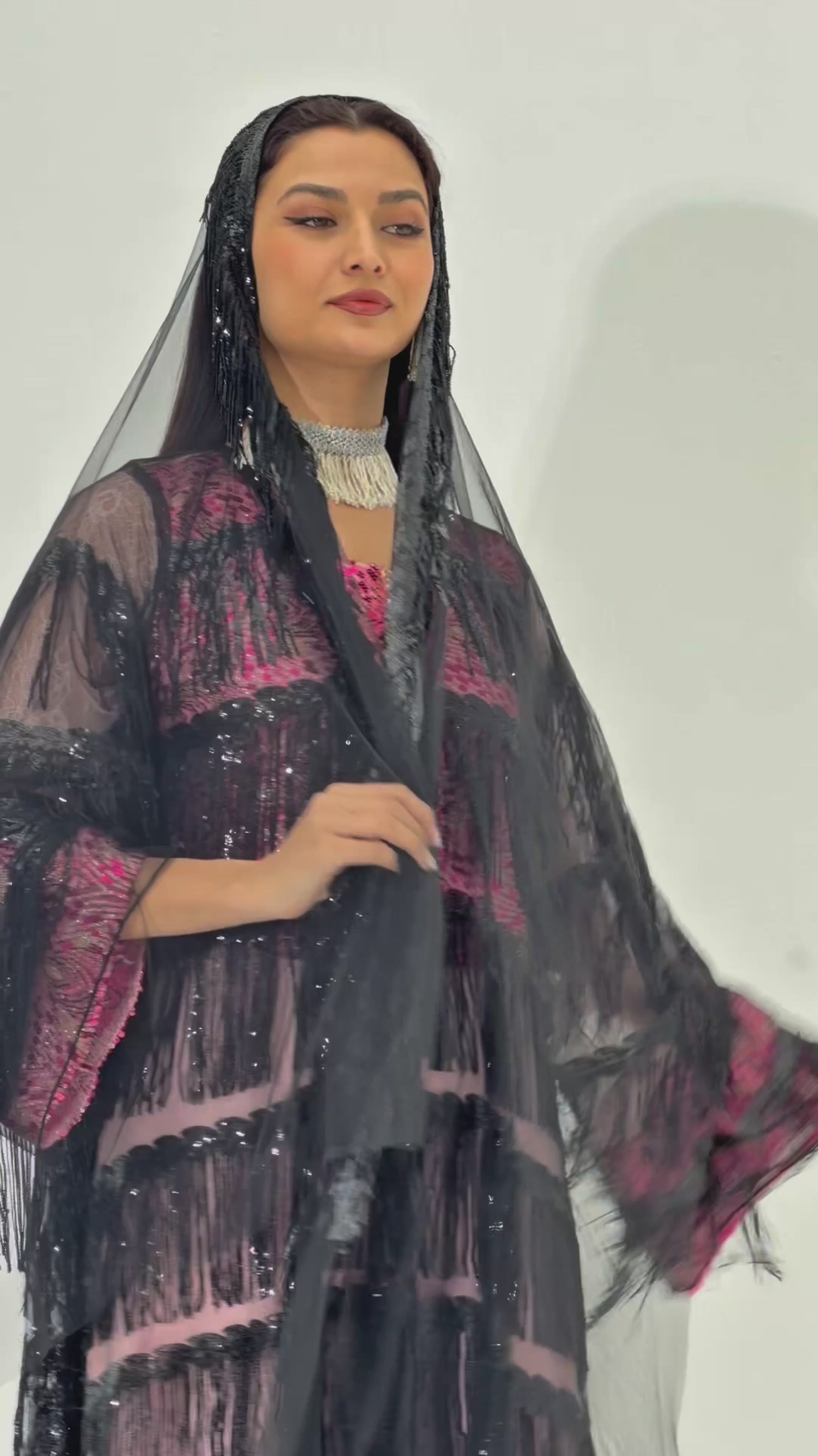 Poppy 🌺 ( Abaya with Sheila )